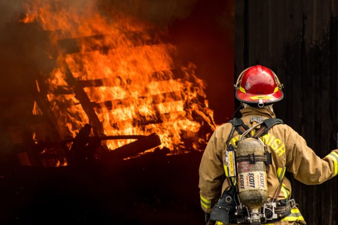 Sterling Explosion Kills Firefighter, Injures 11 Amid Investigation Firefighters and emergency vehicles at a damaged home in Sterling, Virginia after a deadly explosion