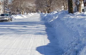 Japan Snowstorm Kills 35, Injures Over 400 Rescue workers dig through deep snow to reach a collapsed wooden home in a rural Japanese mountain village.