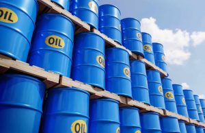 Price of oil hits new highs amid global supply and demand shifts in 2025 Oil Rig