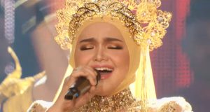 Siti Nurhaliza: Malaysian singing icon channels royalties Siti Nurhaliza Royal Performance Malaysia