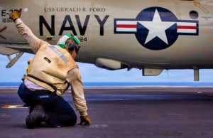 DoW: DOW-UAP-D5, Mission Report, Arabian Gulf, 2020 U S Navy Aircraft Carrier Flight Deck